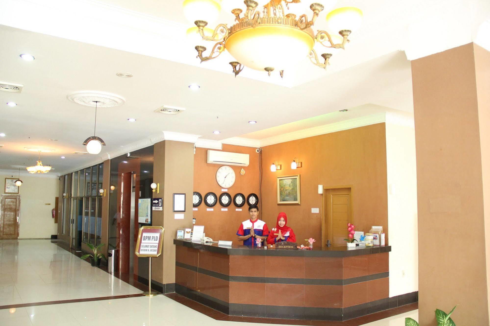 Permatahati Hotel And Convention Center Banda Aceh Exterior photo